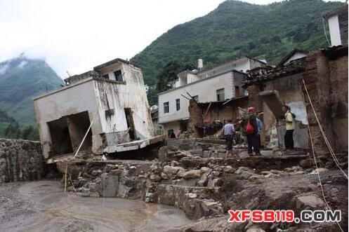 云南巧家遭强降雨袭击致6500余人受灾2人遇难