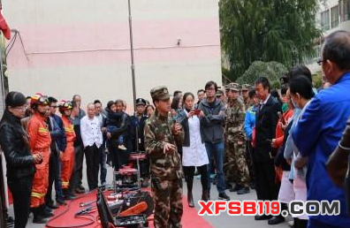 西宁消防宣传走进省政府机关大院