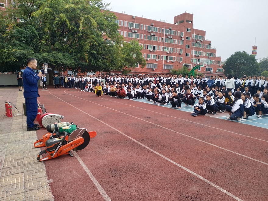 福建漳州：“中小学生安全教育日”活动