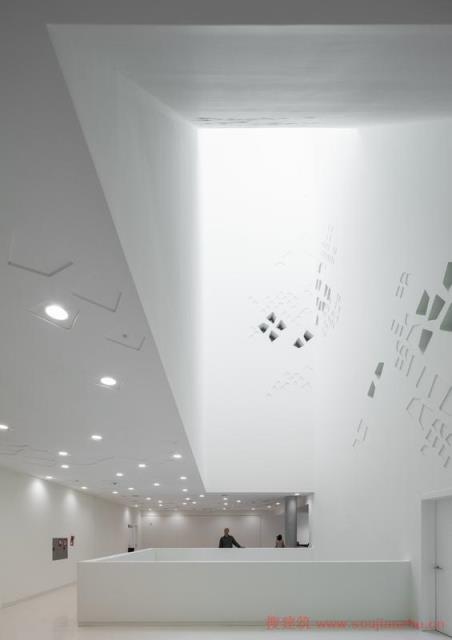 西班牙·新司法大楼---Mecanoo
