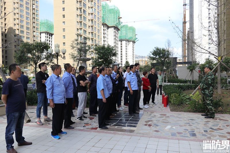 秦安消防走街串巷 开展电动车防火专项宣传活动