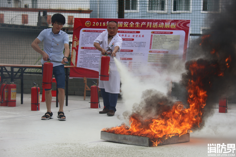 消防宣传进医院 为百名医护人员开“防火良方”   