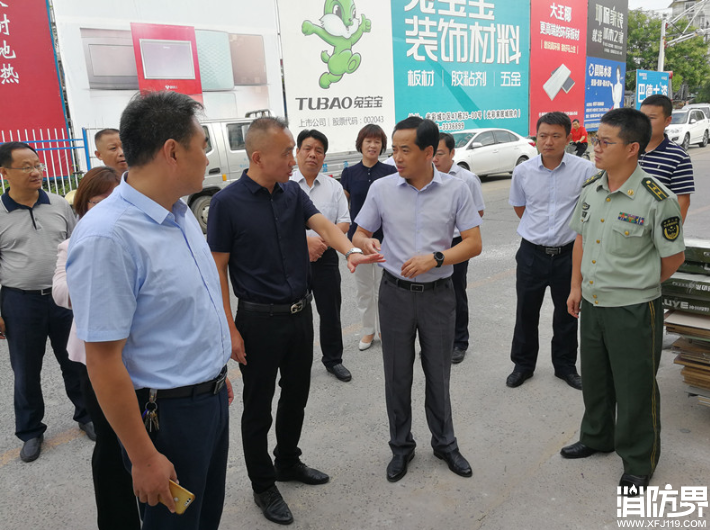 开展商市场消防安全检查