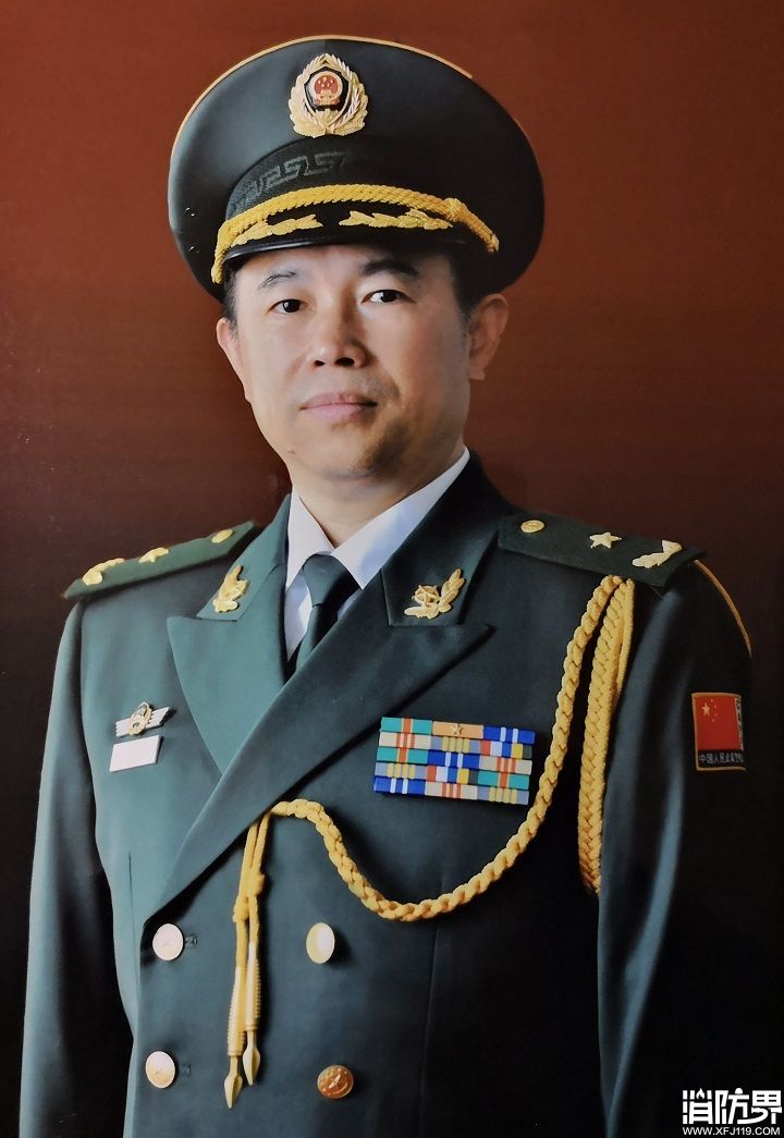 掌镜红门