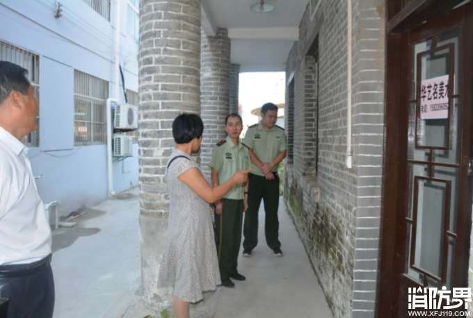 为深刻吸取巴西“9 2”博物馆火灾事故教训，进一步贯彻落实应急管理部消防局通知精神，全力做好文物古建筑消防安全工作。9月11日上午，砀山消防大队联合县文物所在全县范围内开展了文物古建筑消防安全专项检查。