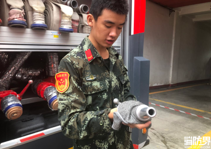 “今天我是值班员”主题活动