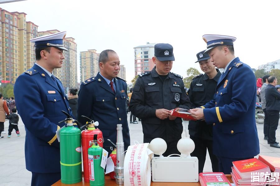 工商部门开展消防产品常识宣传和现场咨询