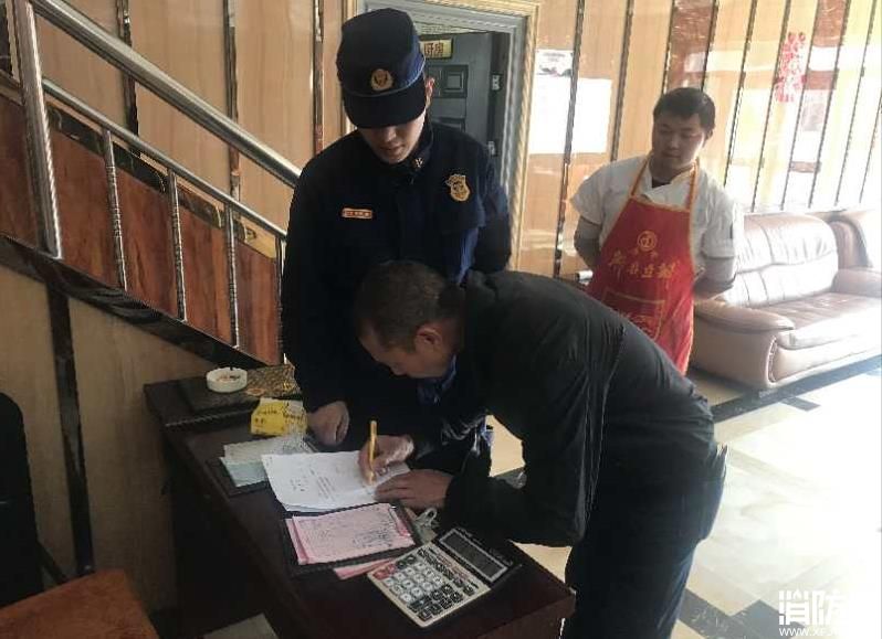 巴楚消防开展餐饮行业消防安全检查