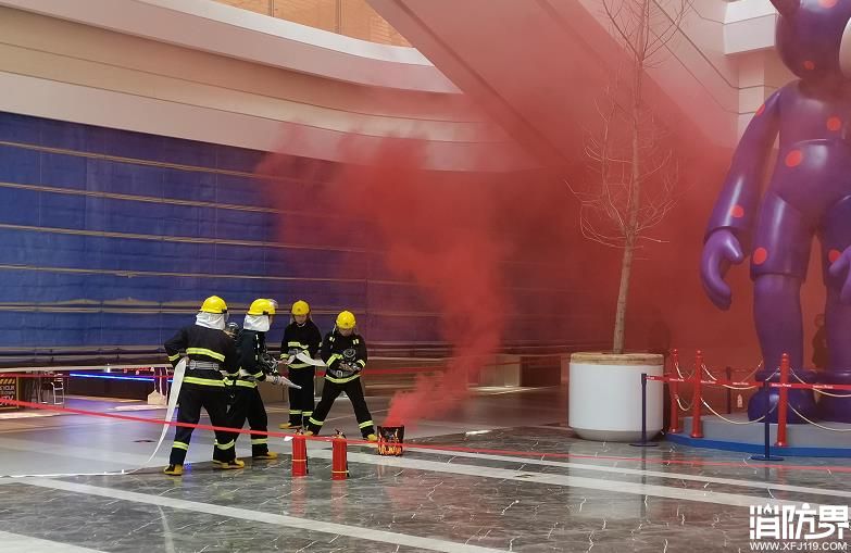大兴消防支队开展大型商业综合体消防安全演练