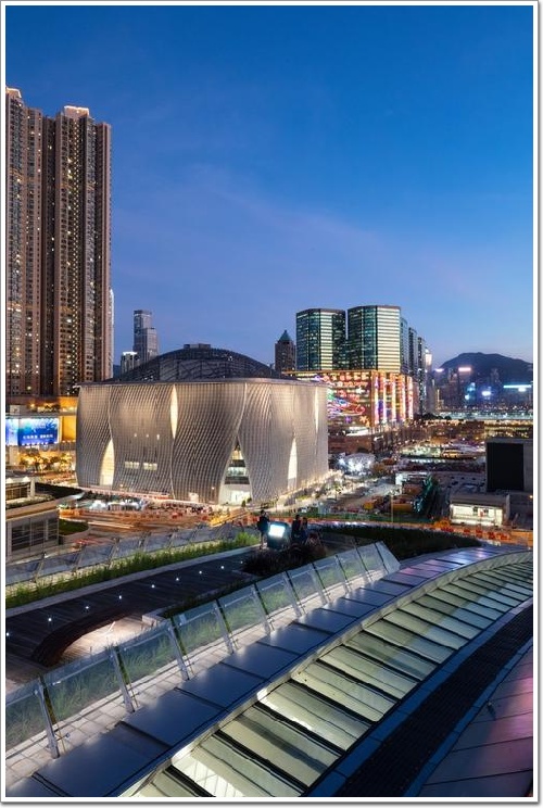 香港戏曲中心尊重传统，幕墙铝板网打造最美“灯笼”剧院