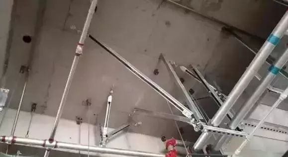 抗震设防没用？“凡祖科技”为建筑的管线安全保驾护航