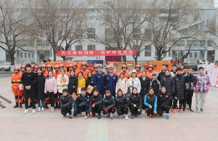 森林消防进校园 拧紧消防安全阀